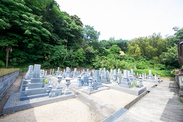 本立寺墓地 イメージ1