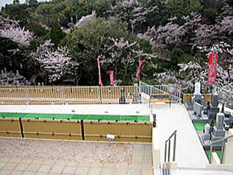 鉢ヶ峯堺中央霊園 イメージ3