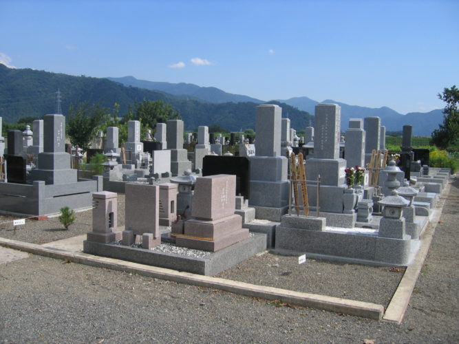 観音寺墓地