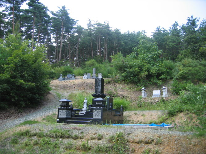 青木村営　白山霊園